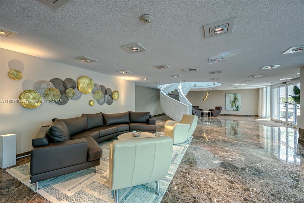 RENAISSANCE OF POMPANO BE - Residential