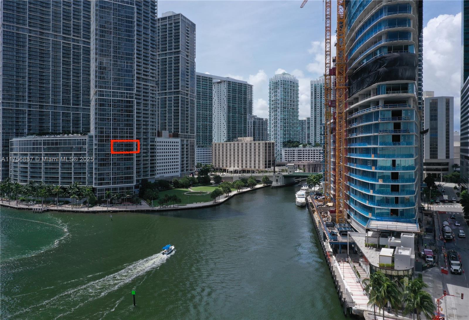 Property for Sale at 465 Brickell Ave 1002, Miami, Broward County, Florida - Bedrooms: 2 
Bathrooms: 2  - $1,175,000