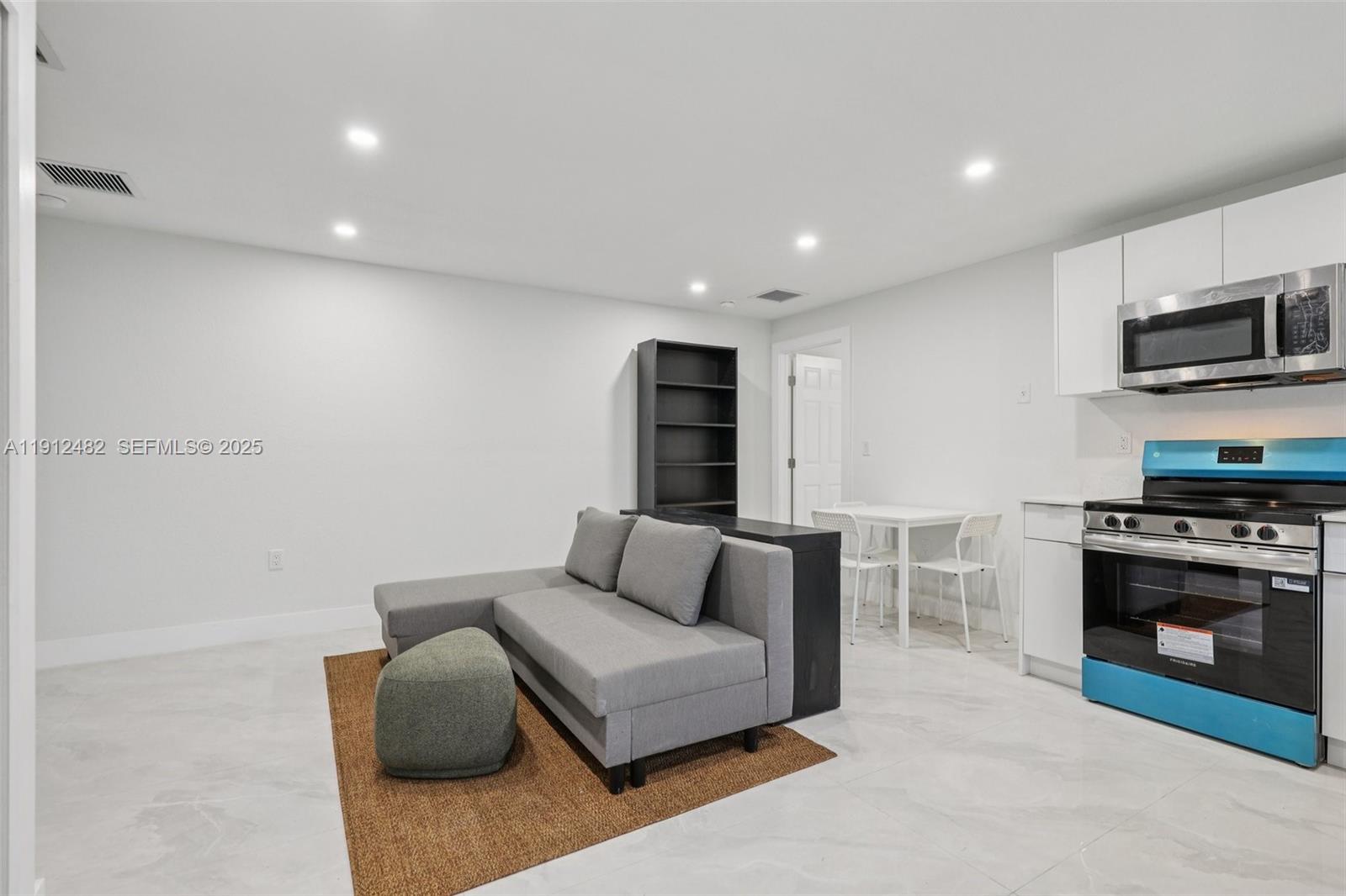 SOUTHLAND PINES - Residential Lease