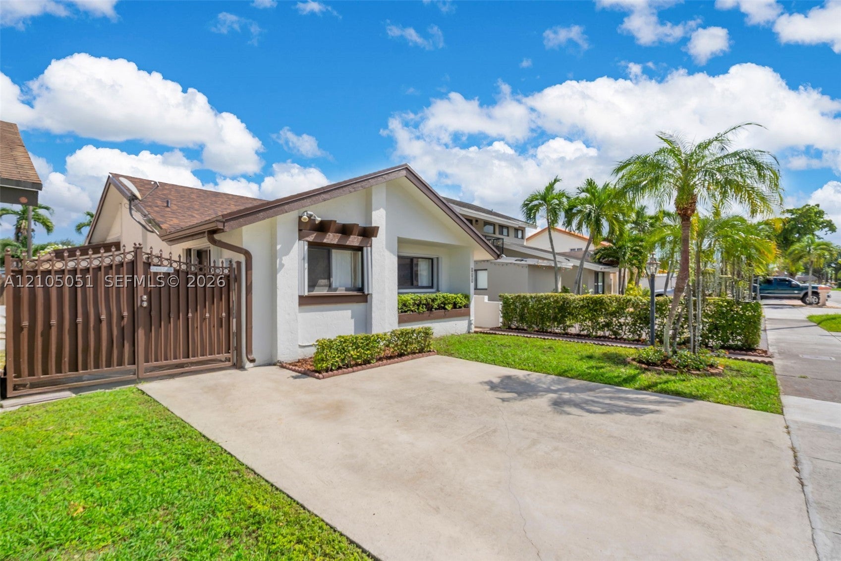 461 SW 89th Ct