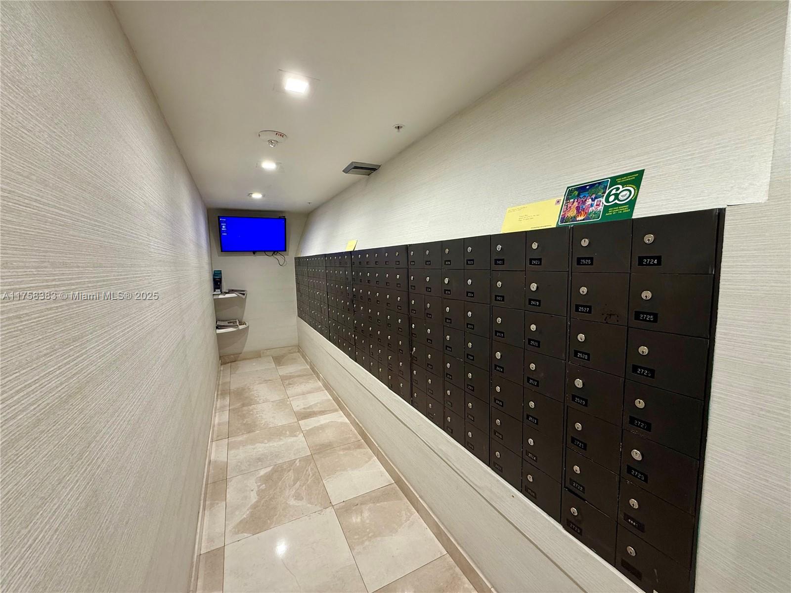 DELVISTA TOWERS CONDO - Residential