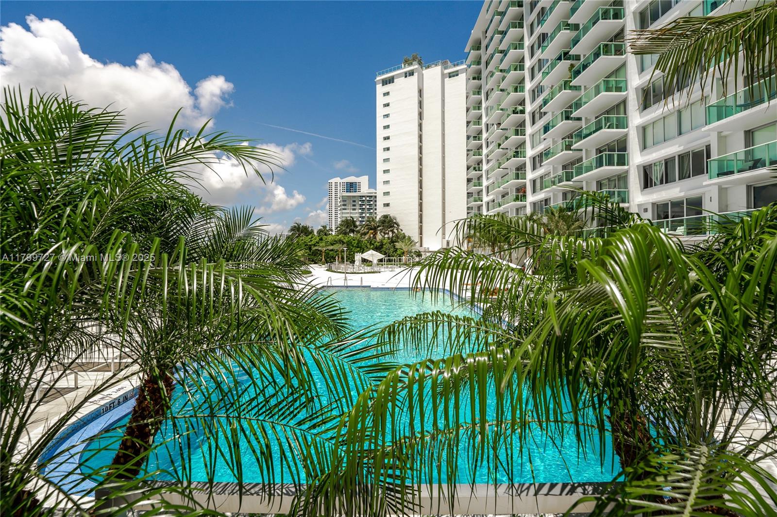 MIRADOR 1000 CONDO - Residential