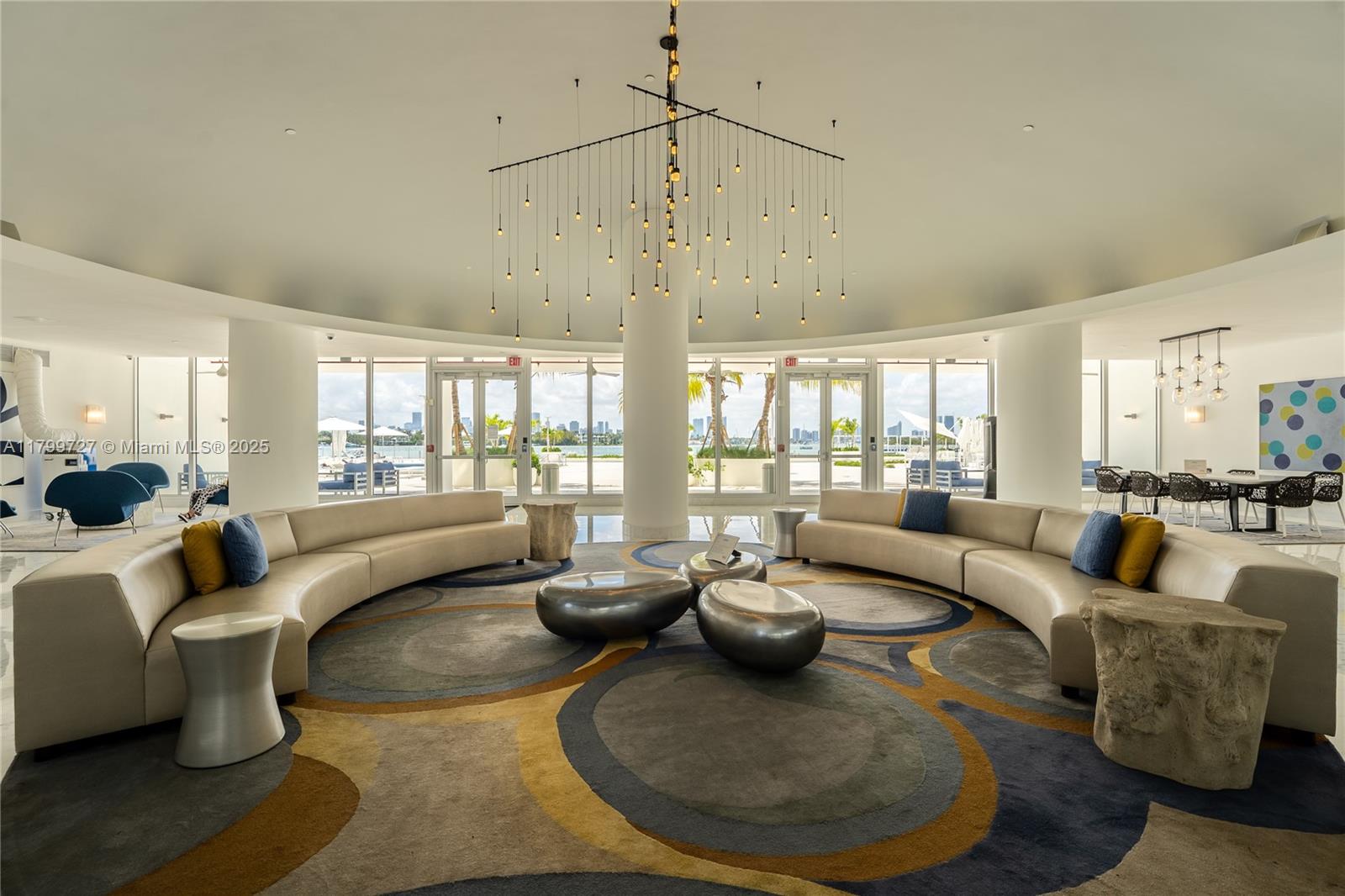 MIRADOR 1000 CONDO - Residential