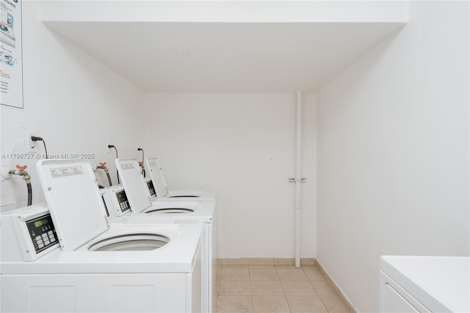 MIRADOR 1000 CONDO - Residential
