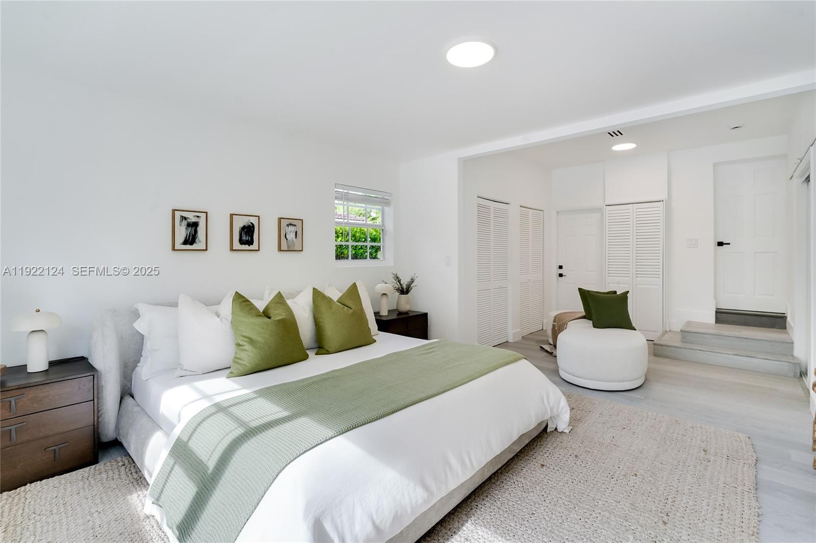 COLLEGE HEIGHTS - Residential