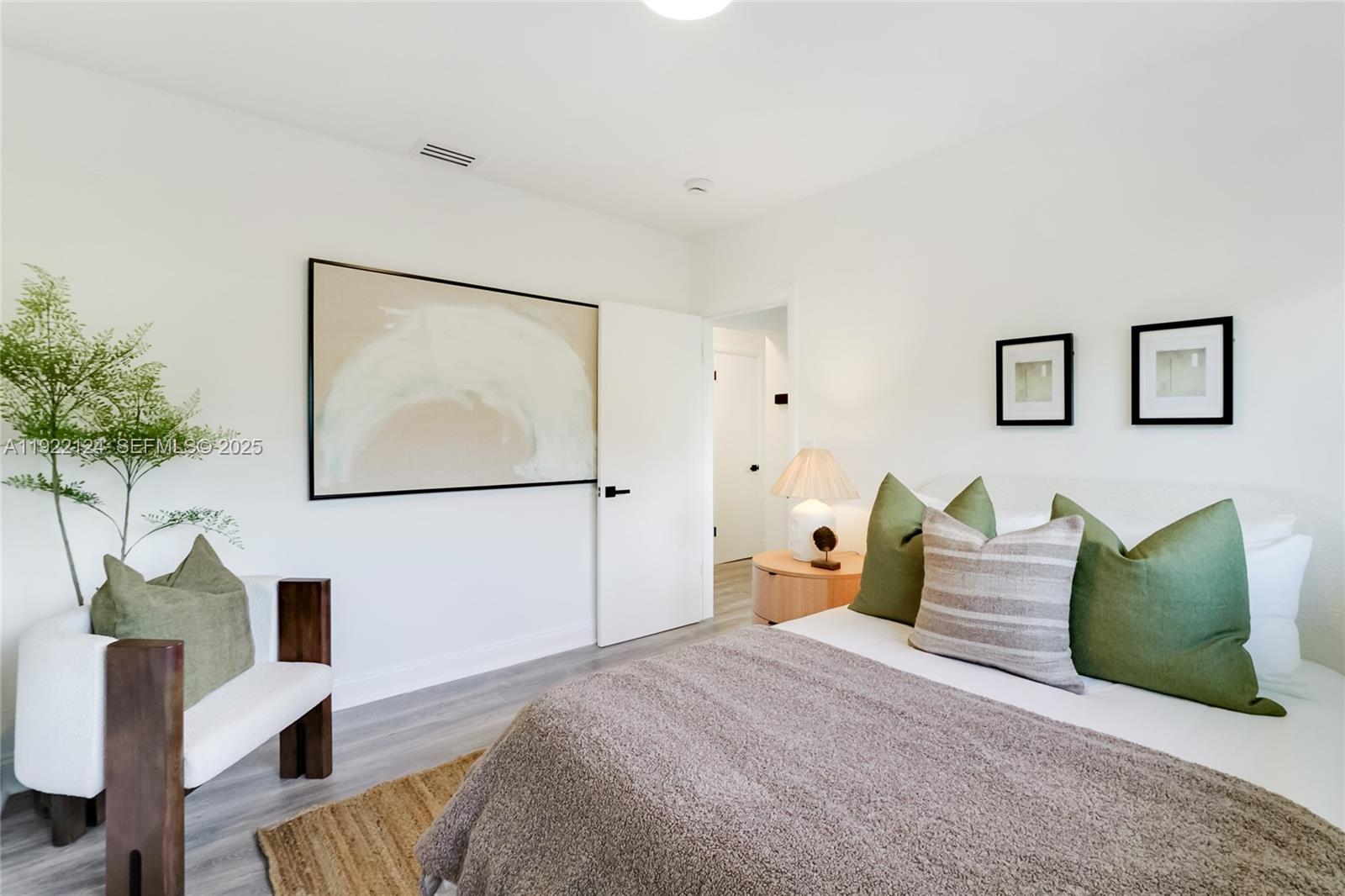 COLLEGE HEIGHTS - Residential