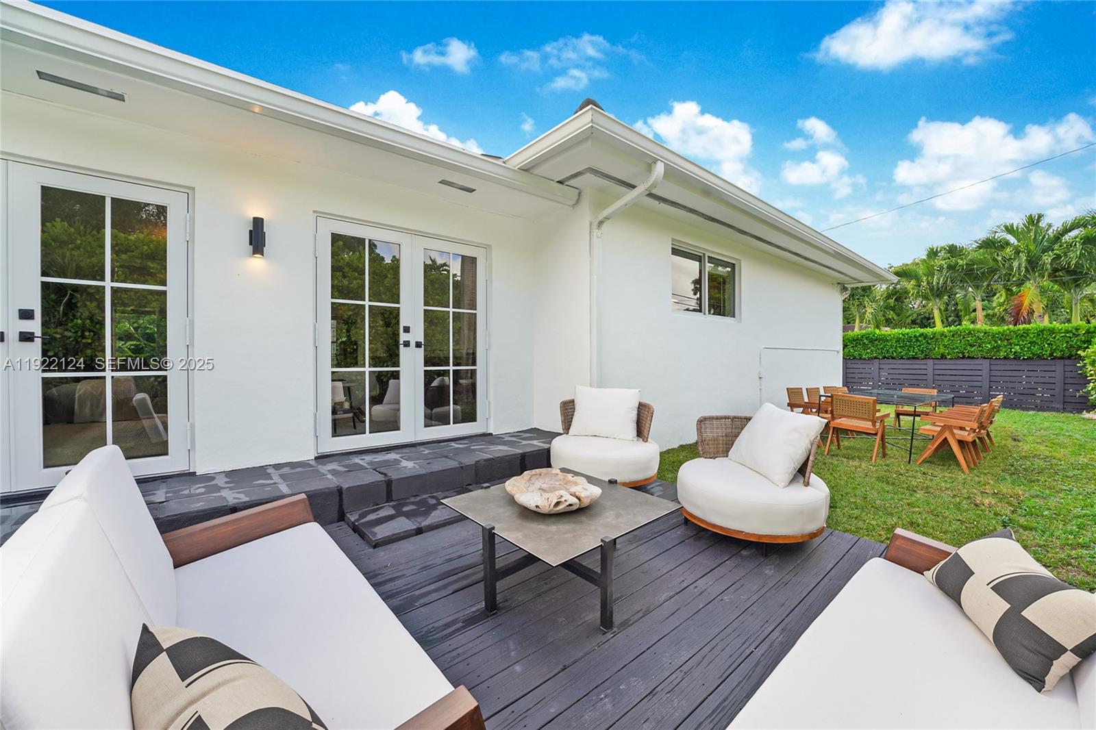 COLLEGE HEIGHTS - Residential