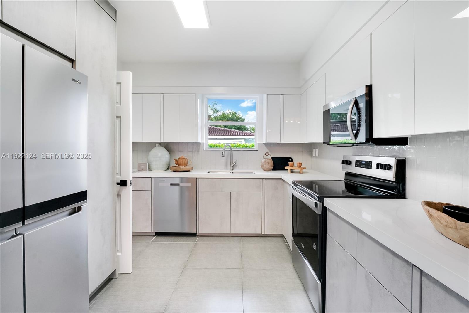 COLLEGE HEIGHTS - Residential