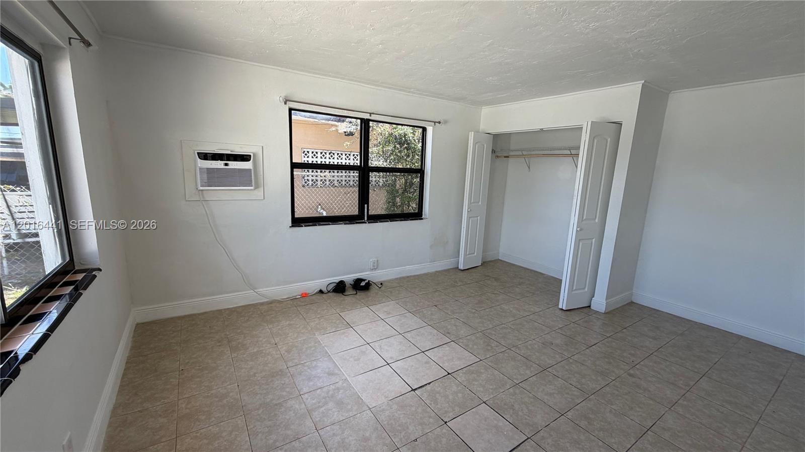 MAGNOLIA GARDENS CONSOLID - Residential Lease