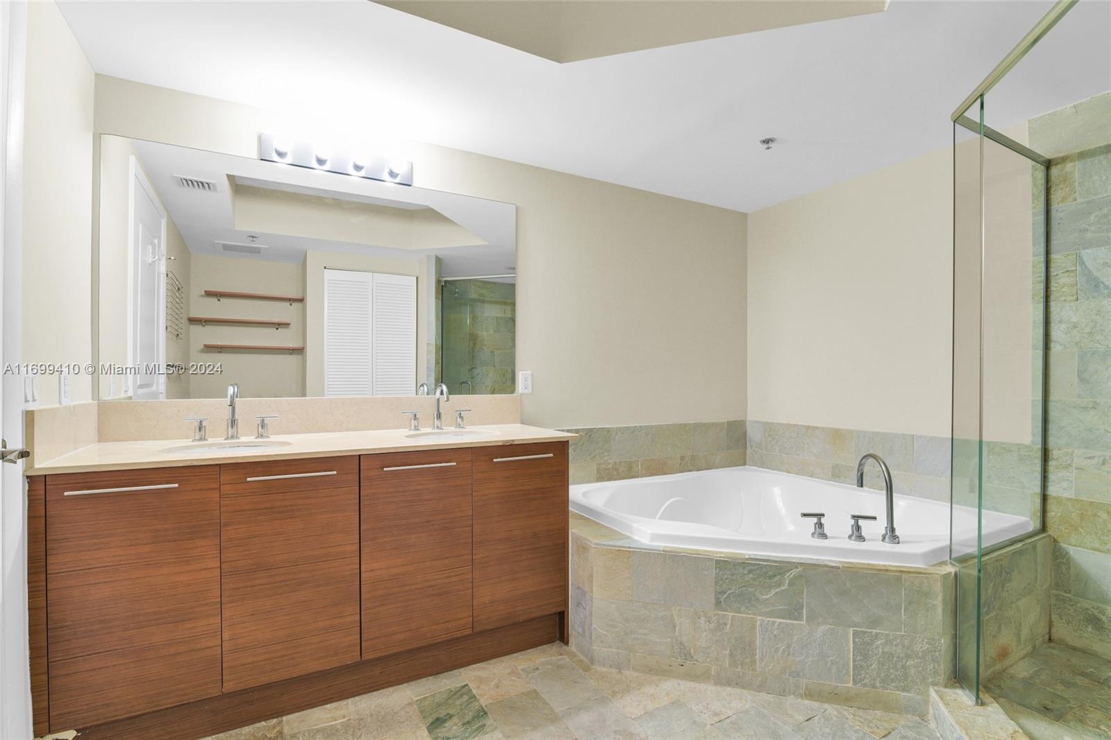 TAO SAWGRASS CONDOMINIUM - Residential