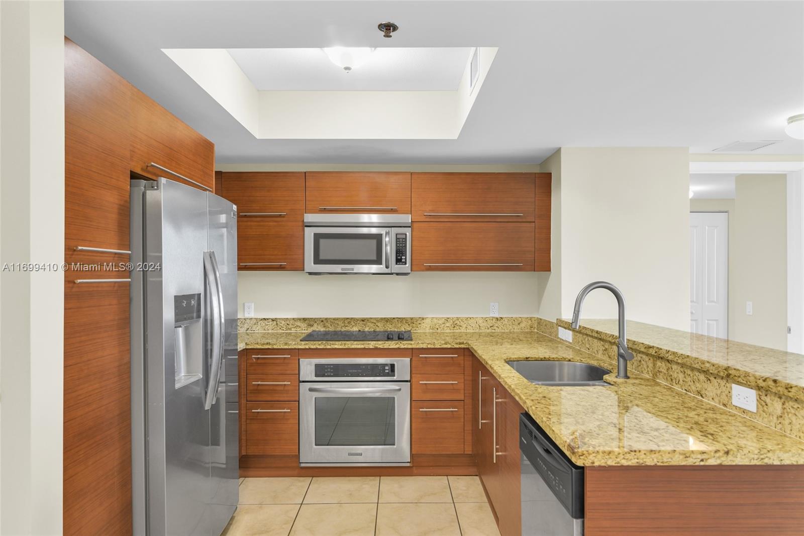 TAO SAWGRASS CONDOMINIUM - Residential