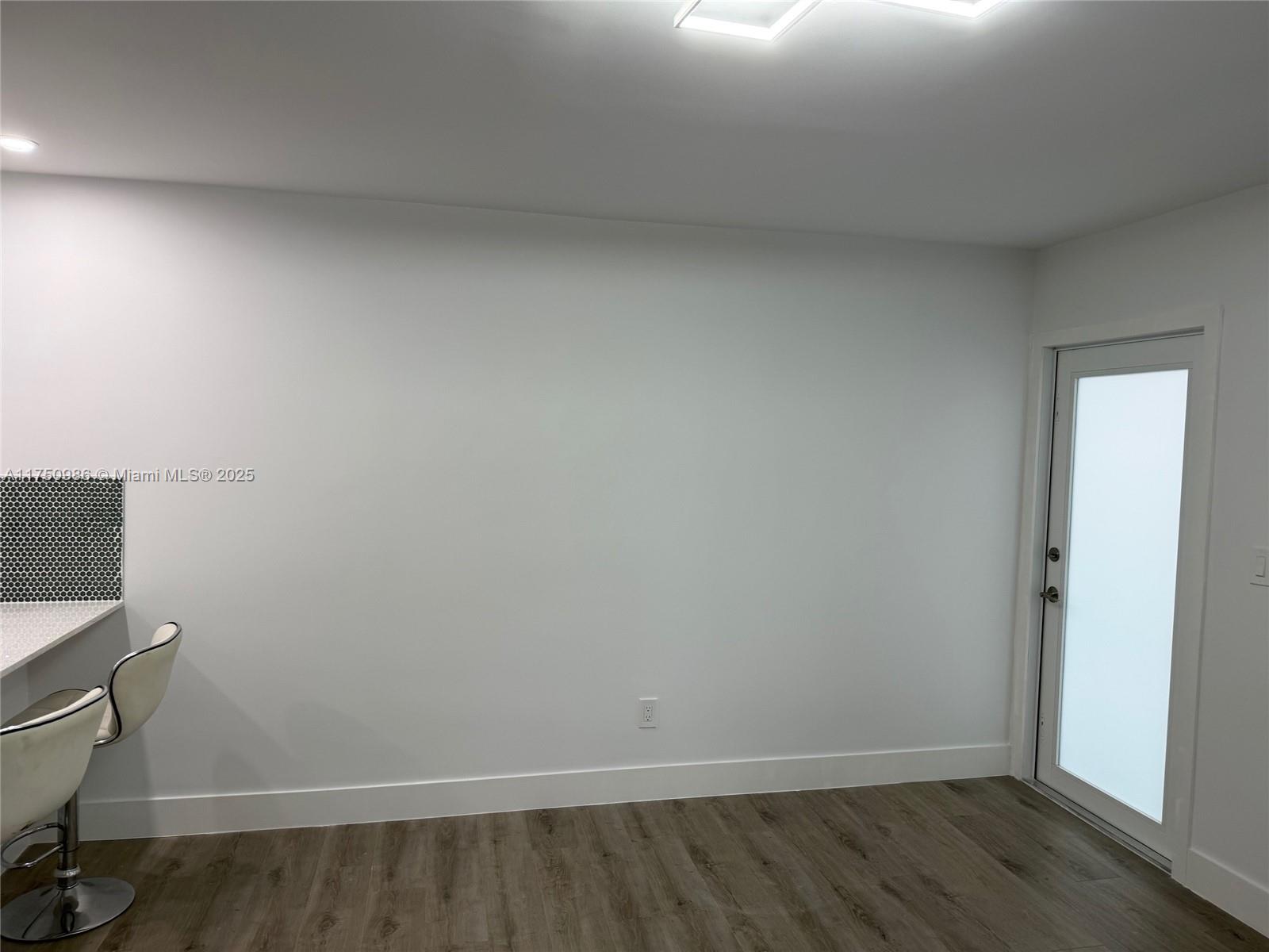 926 Michigan Ave 12