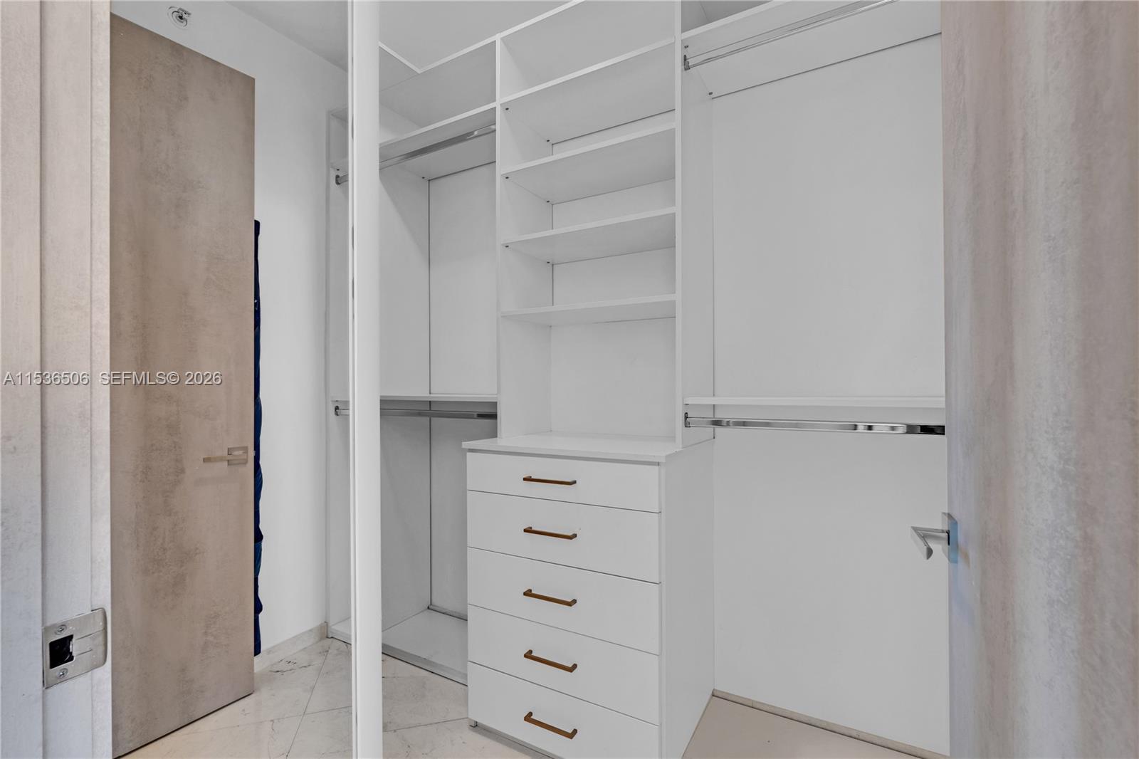 ASIA CONDO - Residential