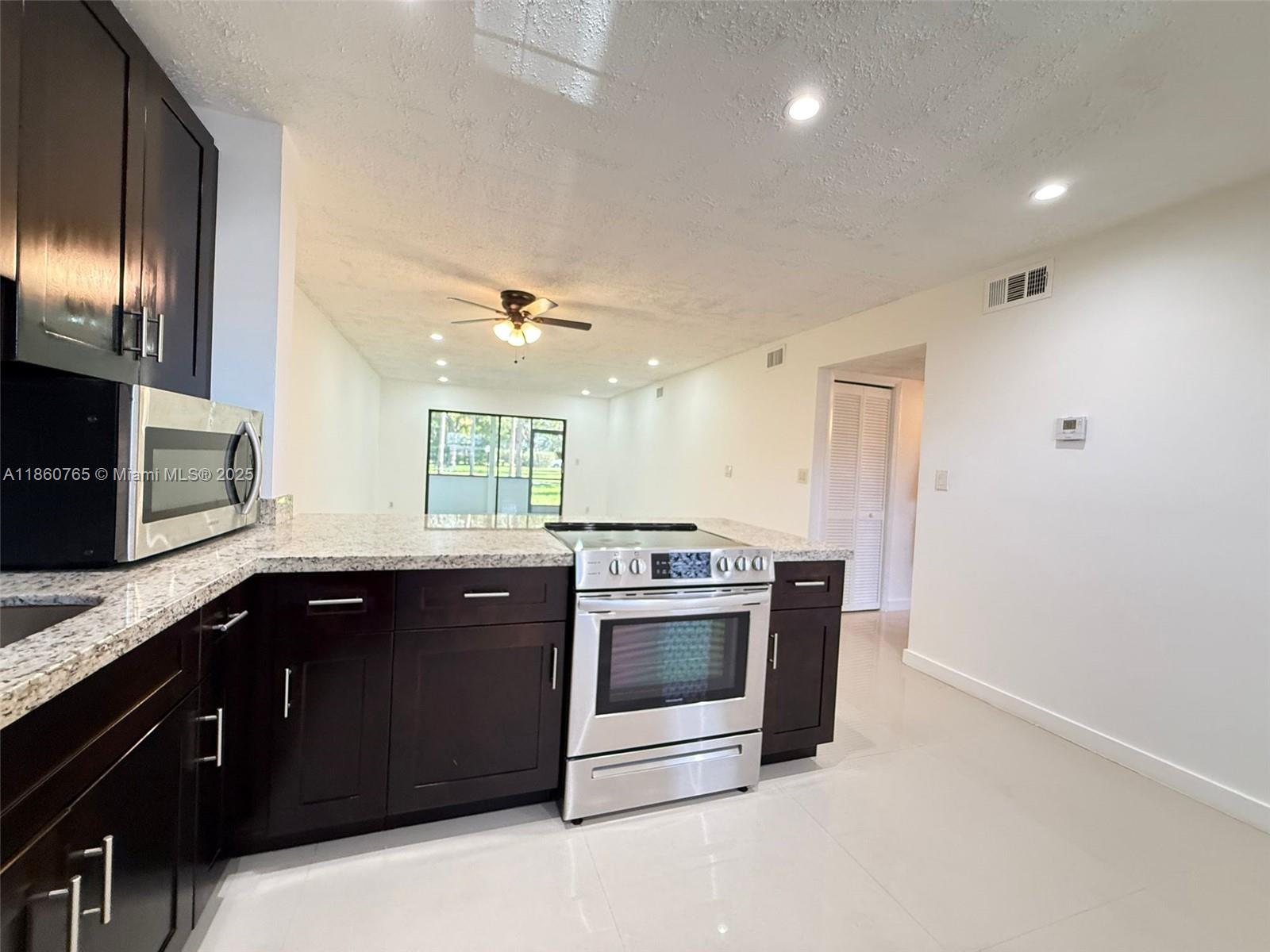 6095 N Sabal Palm Blvd 103