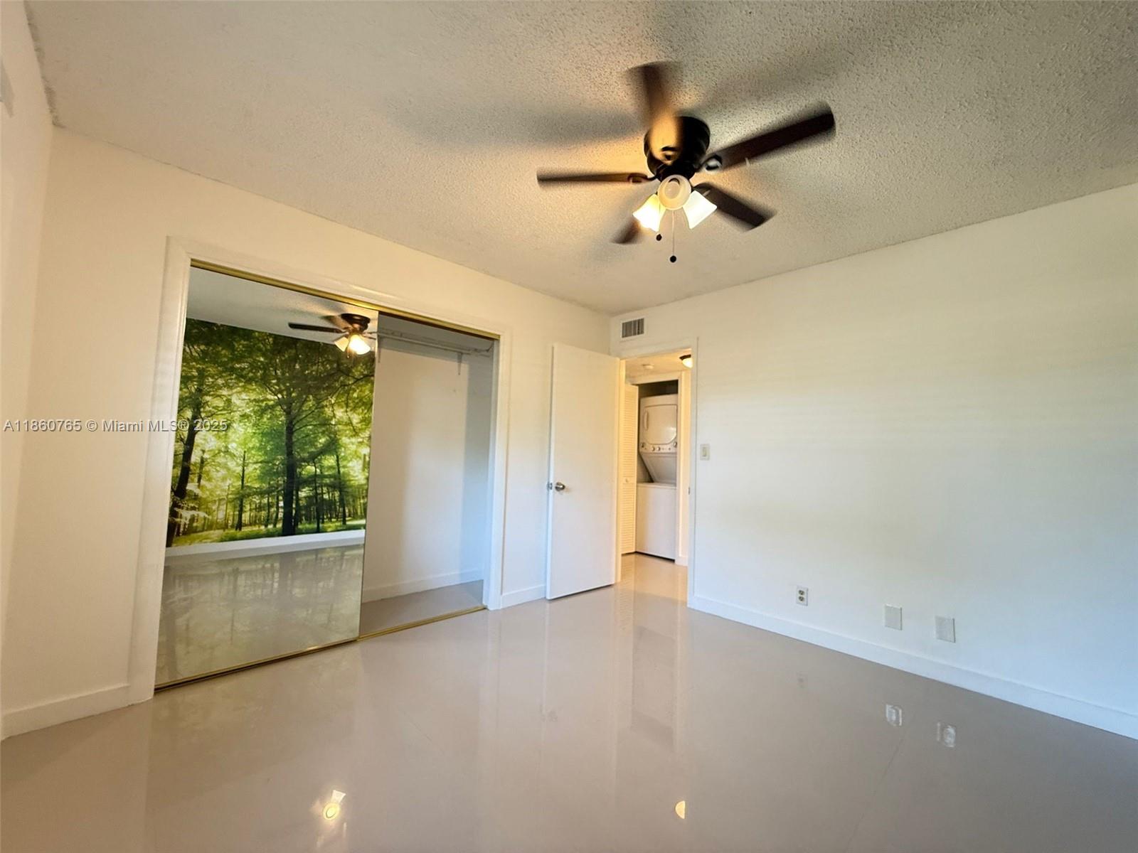 LAKES OF CARRIAGE HILLS - Residential