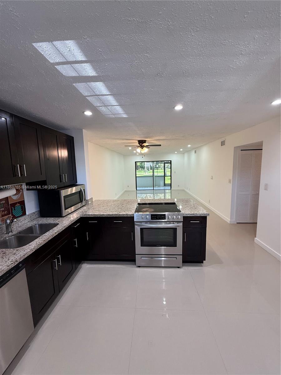 6095 N Sabal Palm Blvd 103