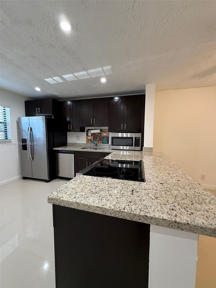 6095 N Sabal Palm Blvd 103