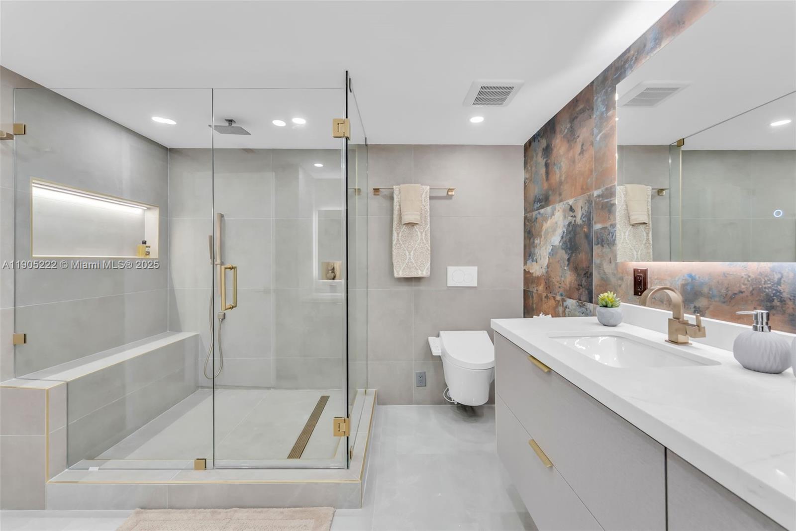 TURNBERRY ISLE CONDO - Residential