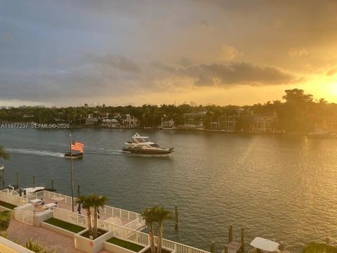 Tiny photo for 5700 Collins Ave #5L, Miami Beach, FL 33140 (MLS # A11977237)