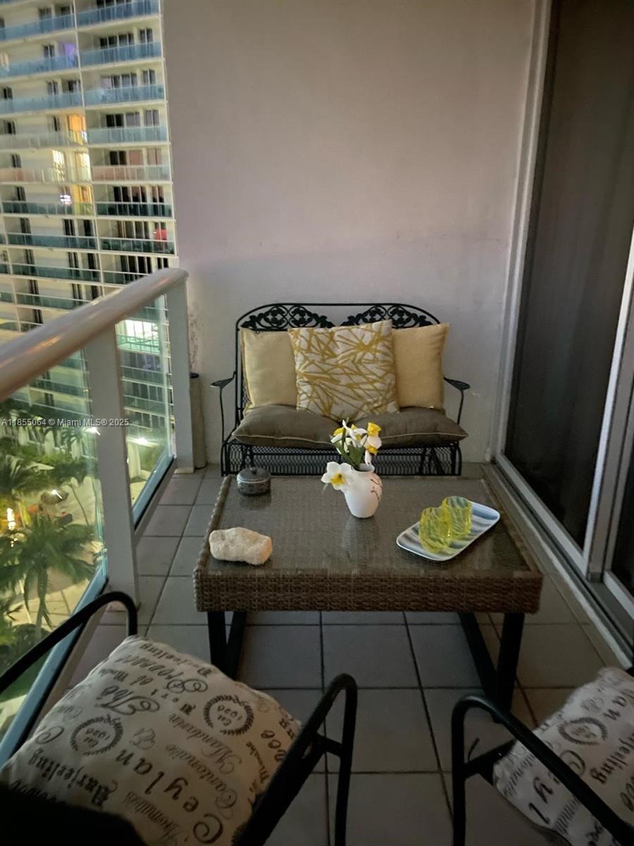 Fully furnished 2-bedroom, 2-bathroom condo in the sought-after Arlen House at. Available for seasonal rent—please confirm available dates. This apartment offers a beautiful view and a clean interior with everything ready to go. The building features a pool and gym just downstairs, making it easy to stay active and relax. Located in the heart of Sunny Isles Beach, you're steps from the shops, dining, and the ocean. Incredibly convenient—just unpack and enjoy. Available November 17, 2025 till April 30, 2026.
