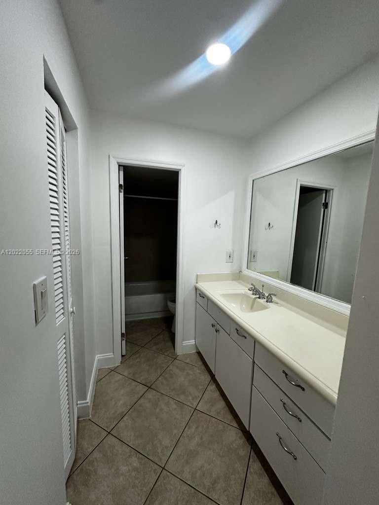 INVERRARY COUNTRY CLUB - Residential