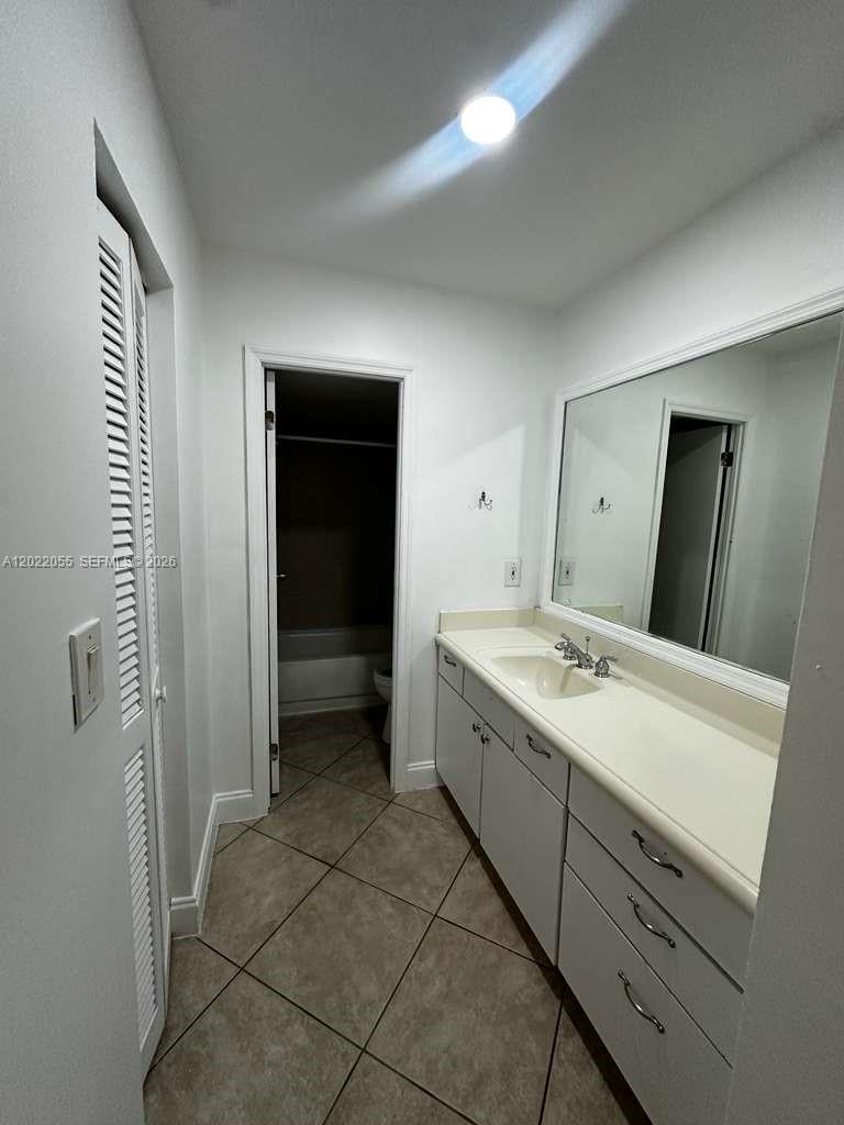 INVERRARY COUNTRY CLUB - Residential