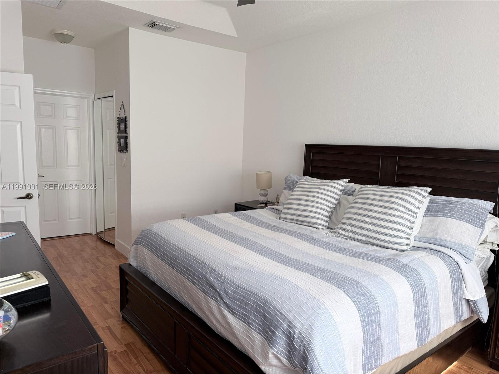 DORAL ISLES NORTH SEC TWO - Residential