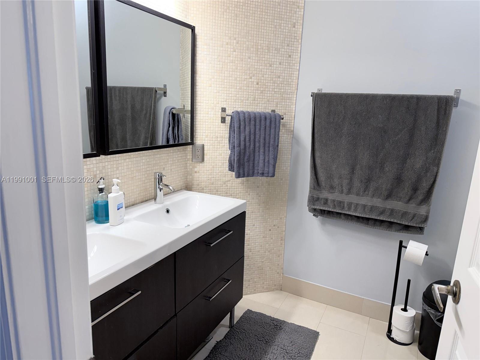 DORAL ISLES NORTH SEC TWO - Residential