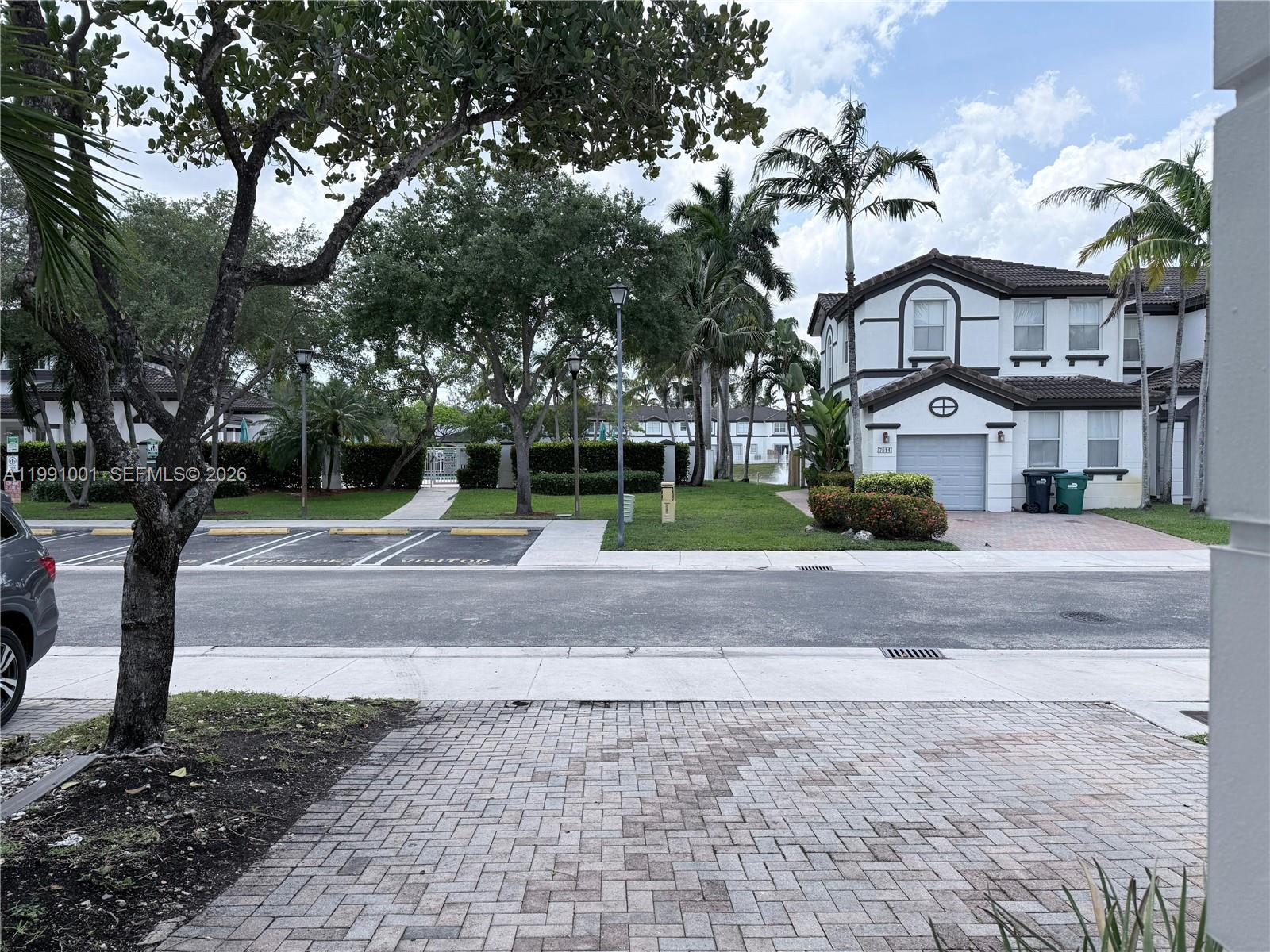DORAL ISLES NORTH SEC TWO - Residential