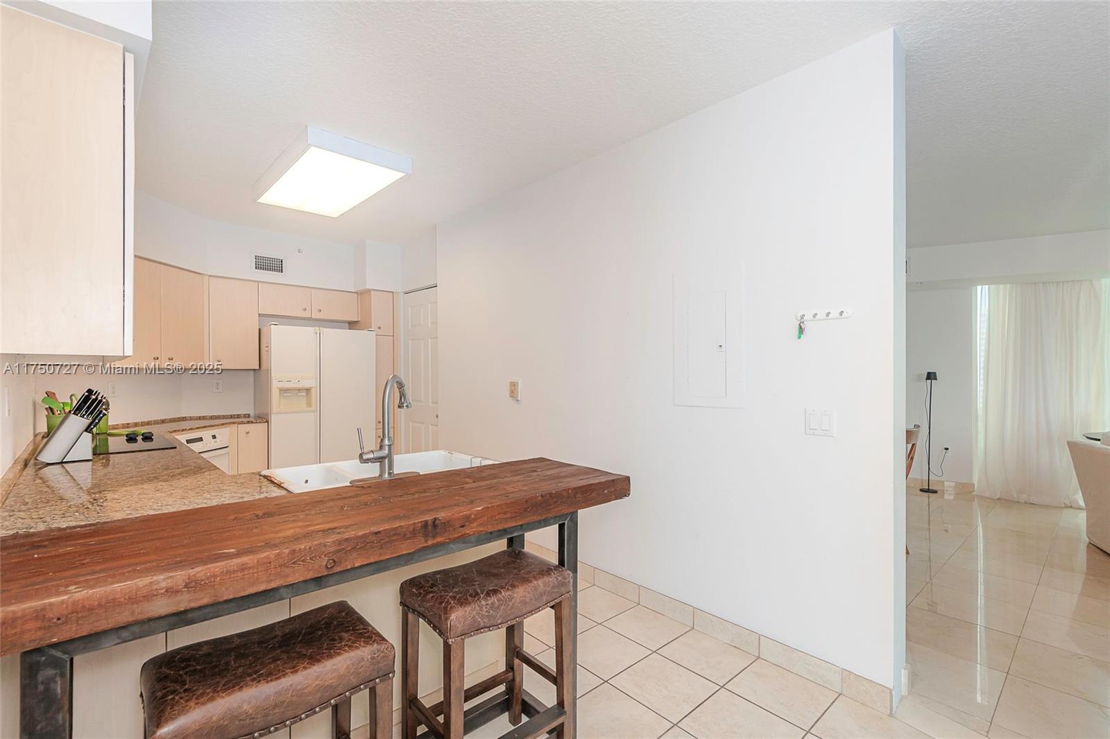 100 HIDDEN BAY CONDO - Residential