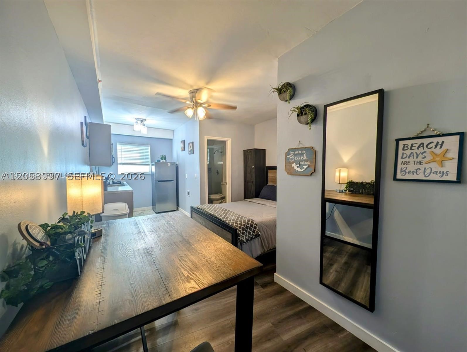 1446 Ocean Dr 44