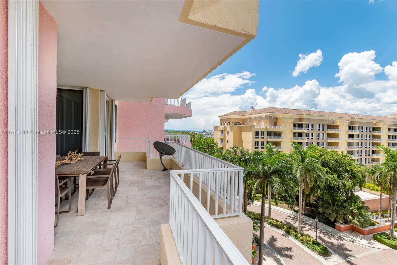 CLUB TOWER TWO CONDO - Residential