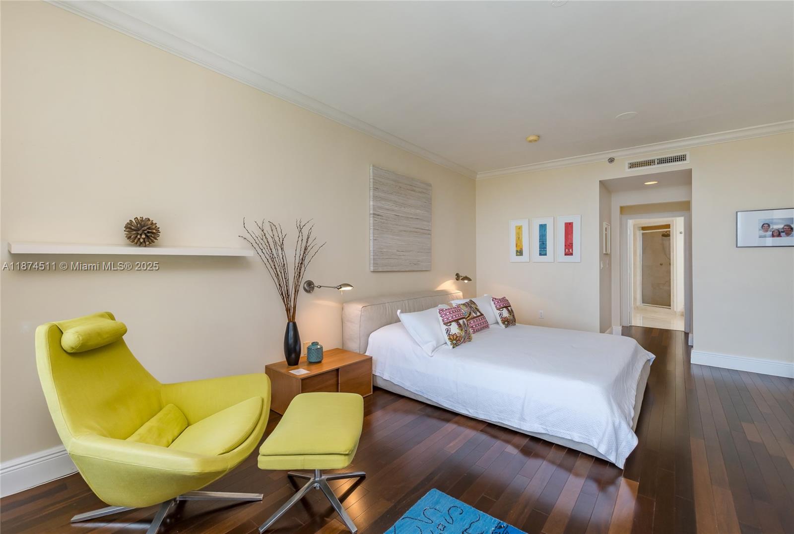 CLUB TOWER TWO CONDO - Residential