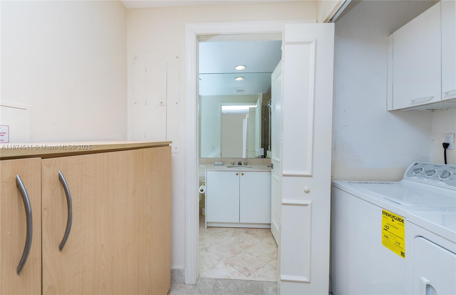 CLUB TOWER TWO CONDO - Residential