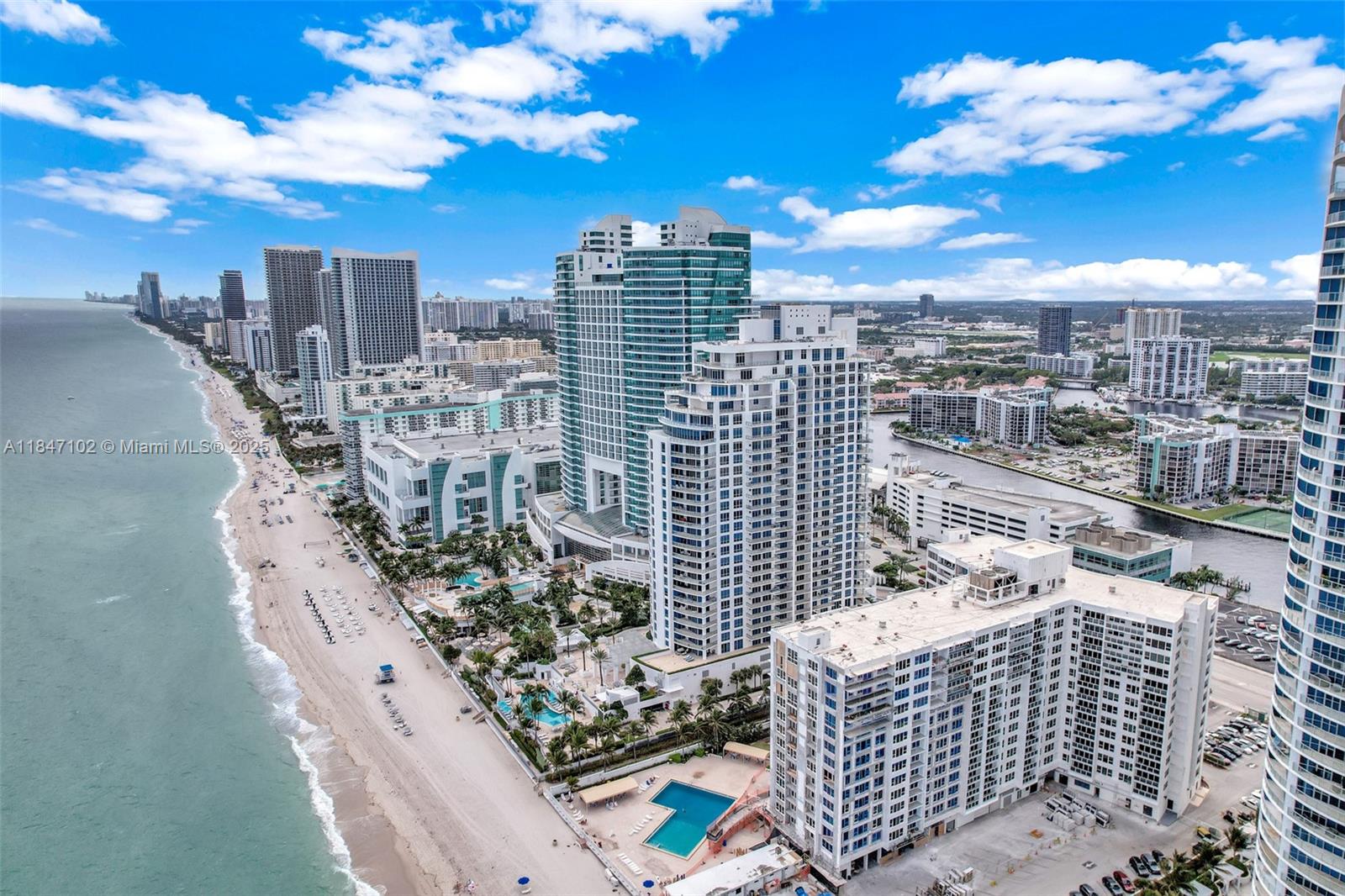 Diplomat Residences - Residential Lease