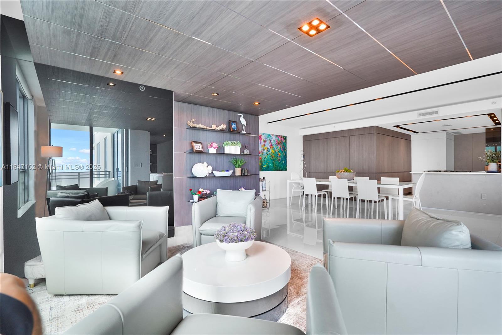 Diplomat Residences - Residential Lease