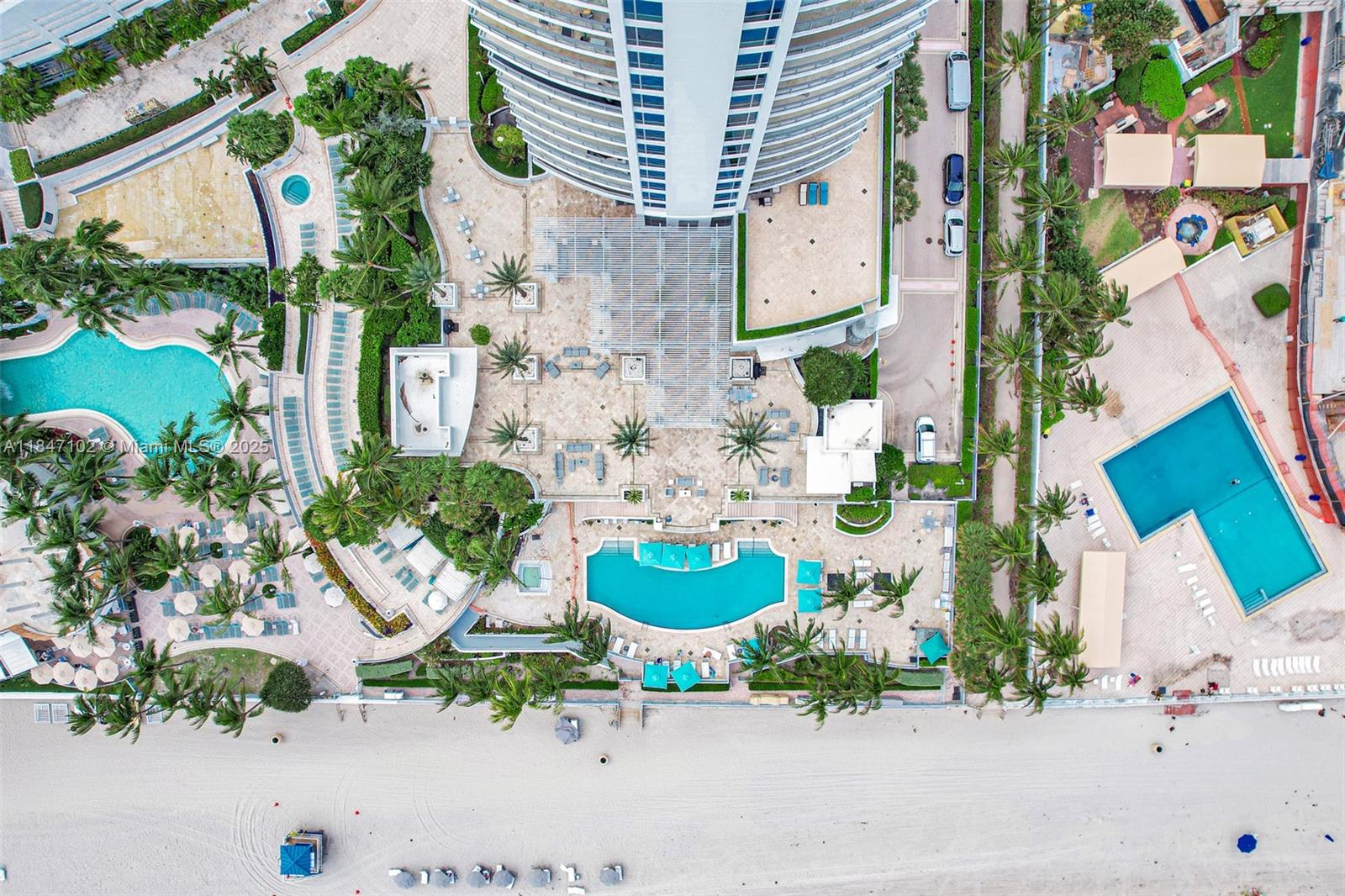 Diplomat Residences - Residential Lease