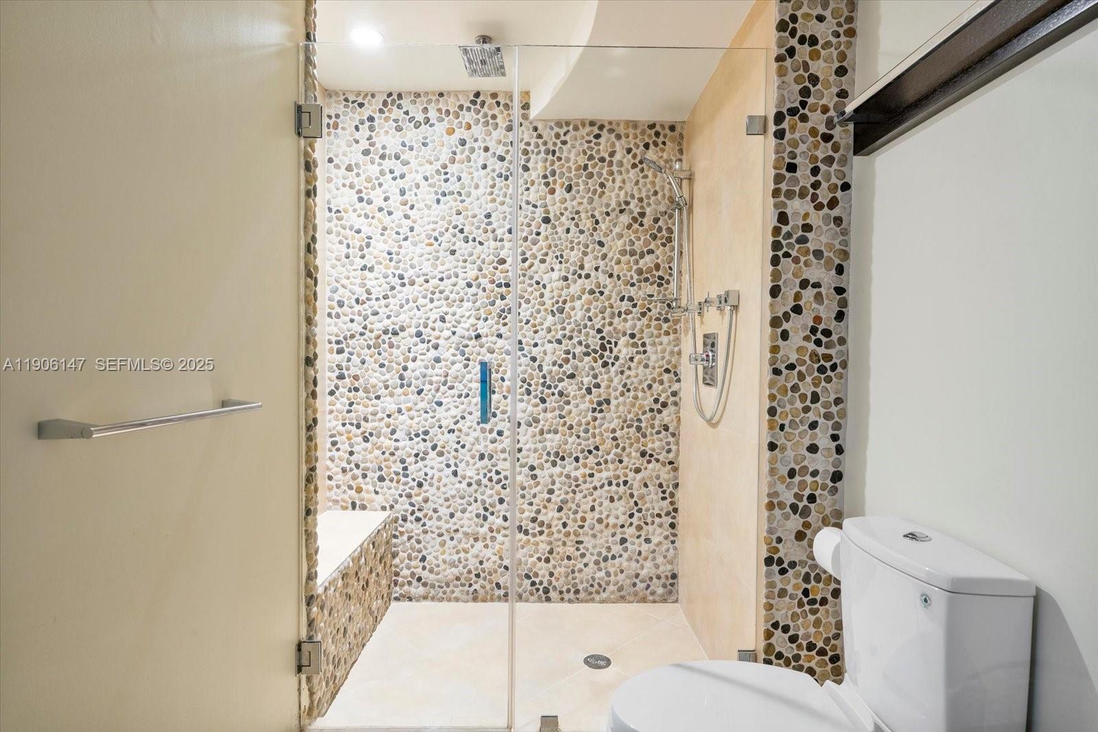 NORTH TOWER AT THE POINT - Residential