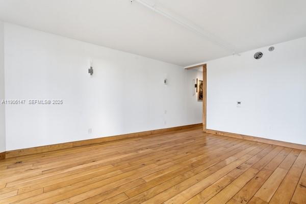 NORTH TOWER AT THE POINT - Residential