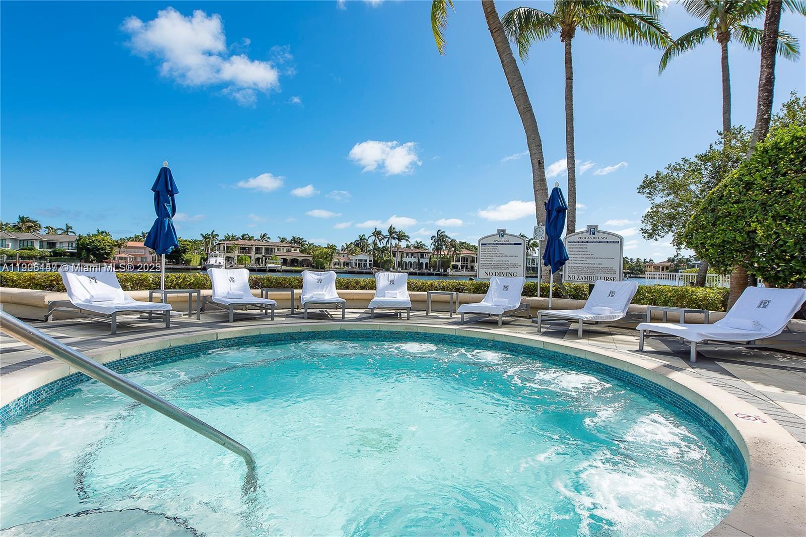 NORTH TOWER AT THE POINT - Residential