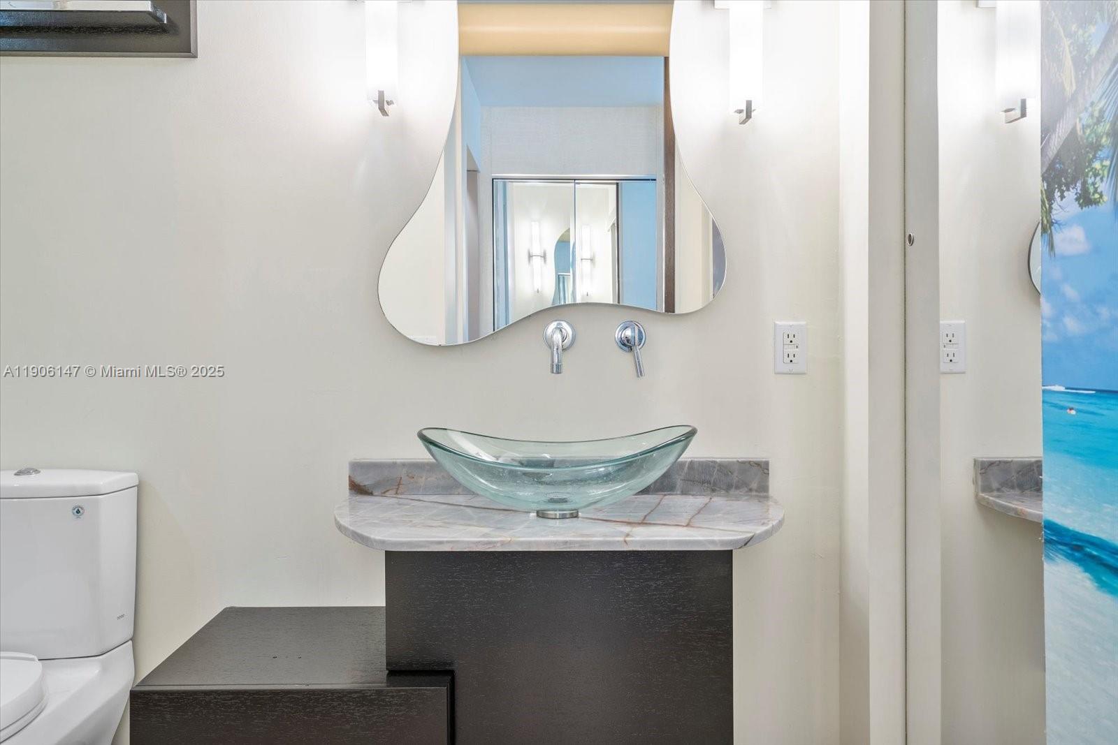 NORTH TOWER AT THE POINT - Residential