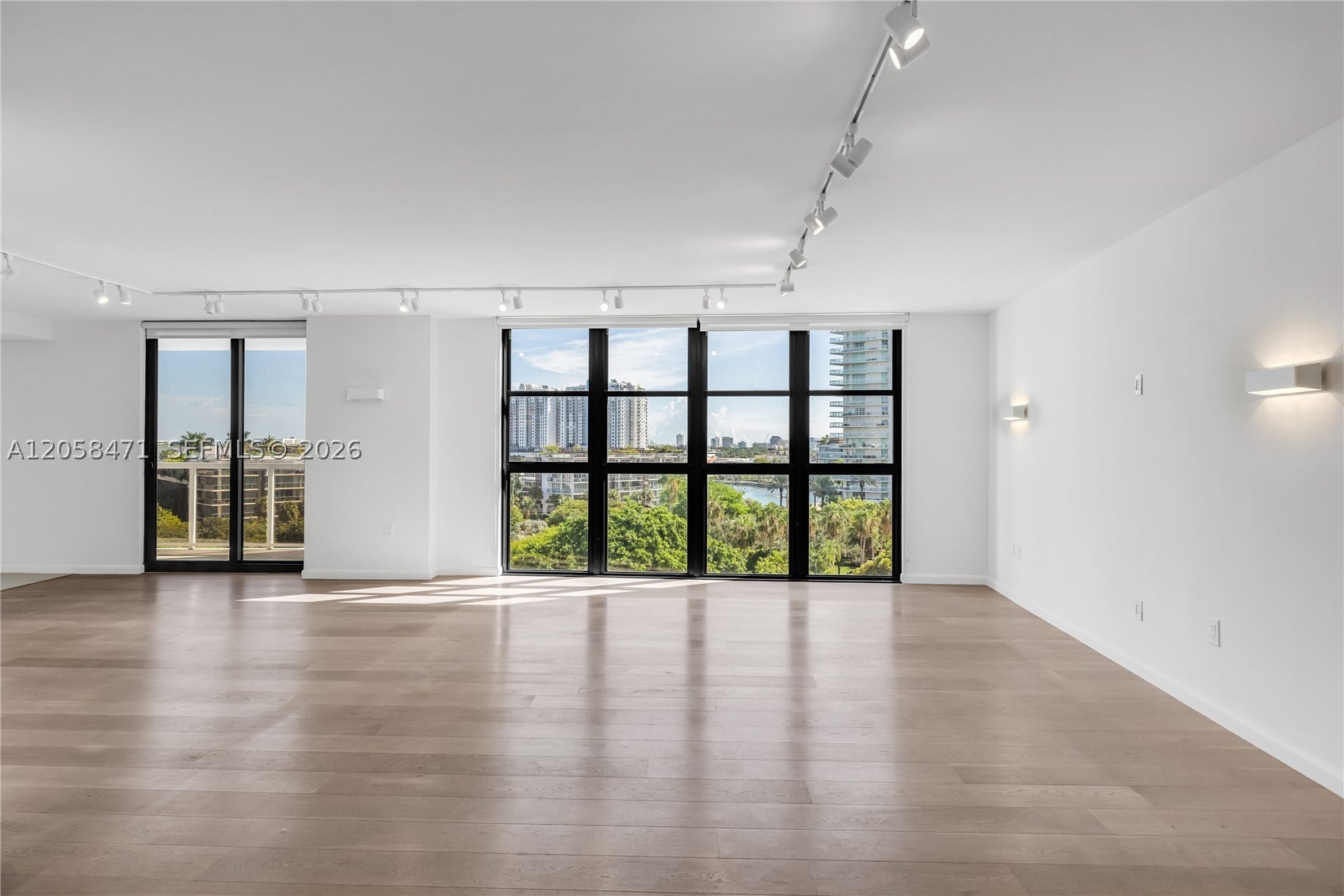 9 Island Ave 814