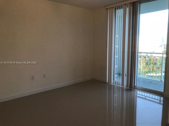DUO CONDOMINIUM WEST - Residential Lease