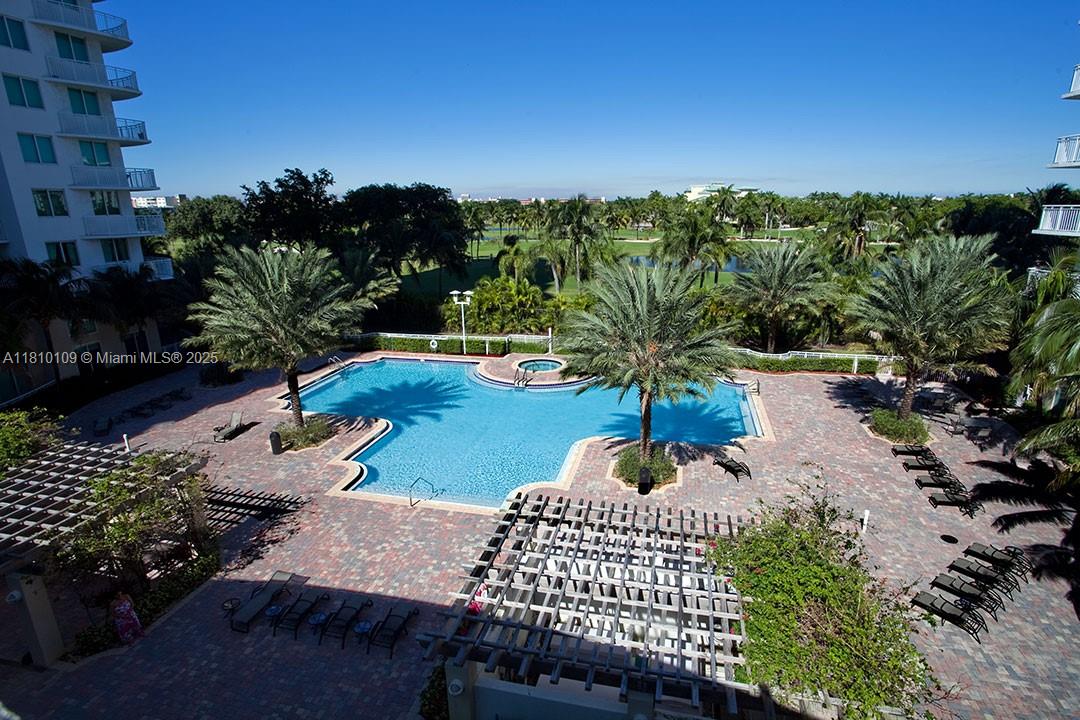 DUO CONDOMINIUM WEST - Residential Lease