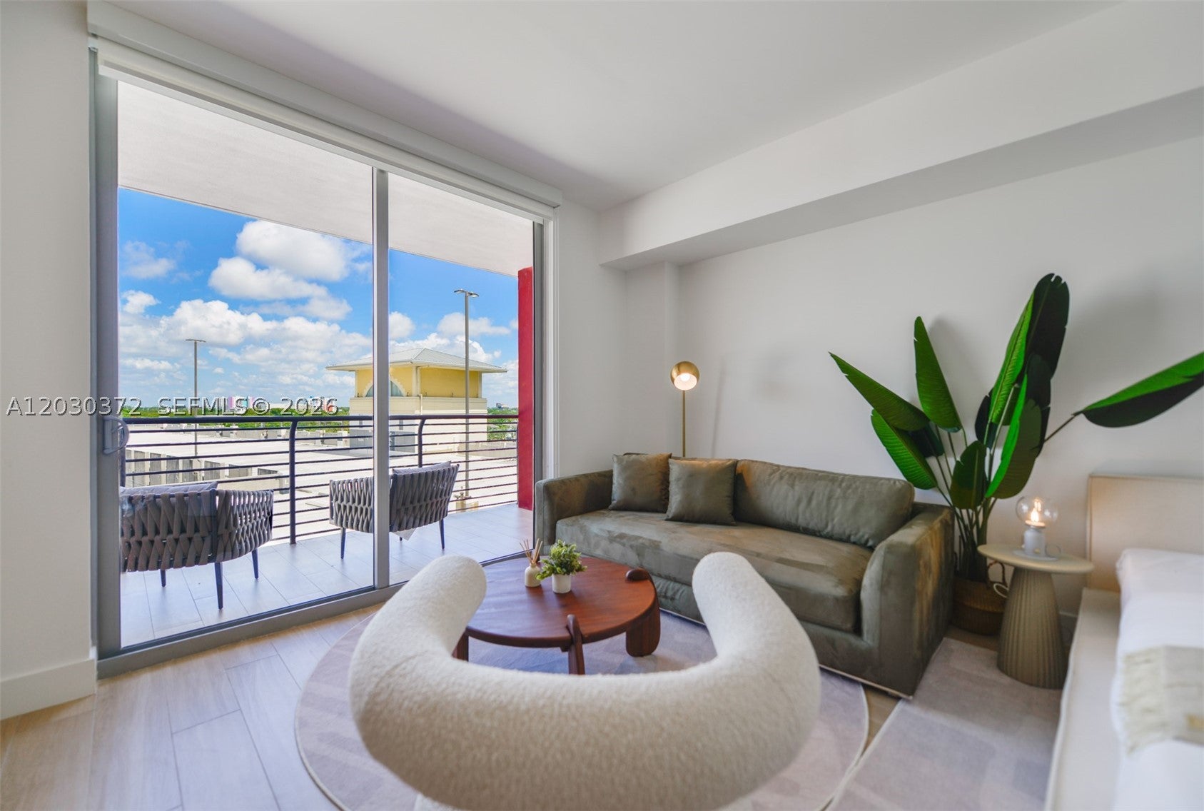 90 NE 32nd Street 618