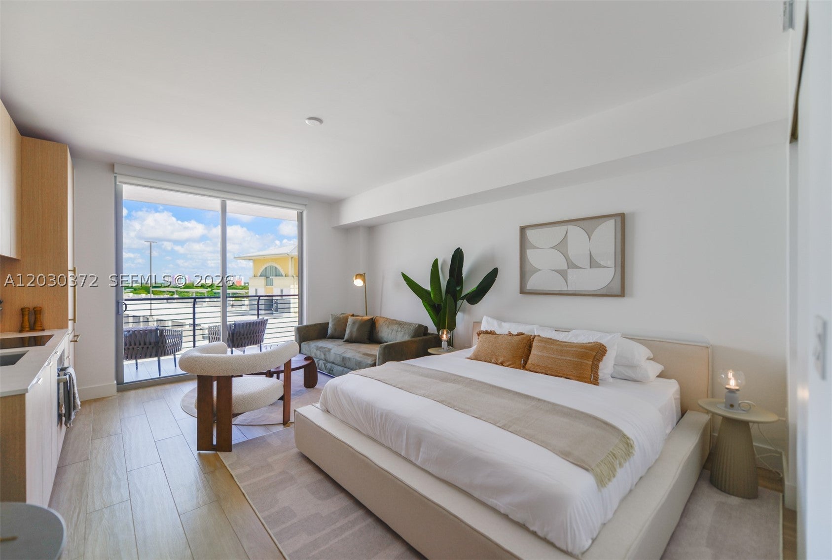 90 NE 32nd Street 618