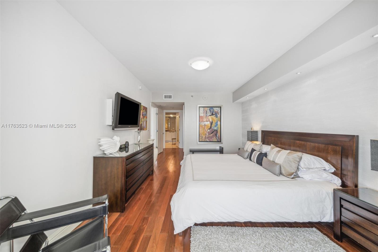 BEACH CLUB TWO CONDO - Residential Lease