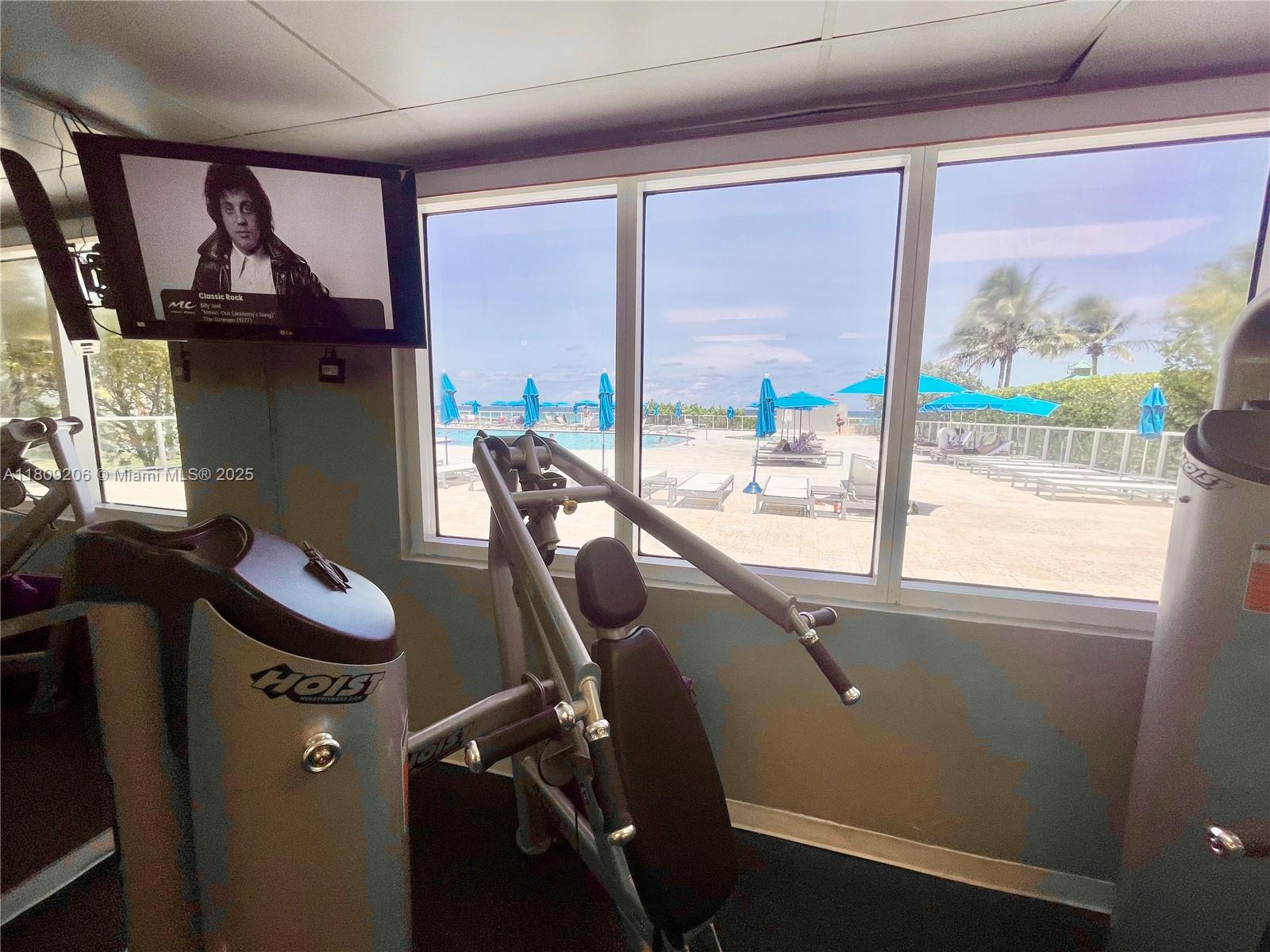 THE AVENTURA BEACH CLUB C - Residential