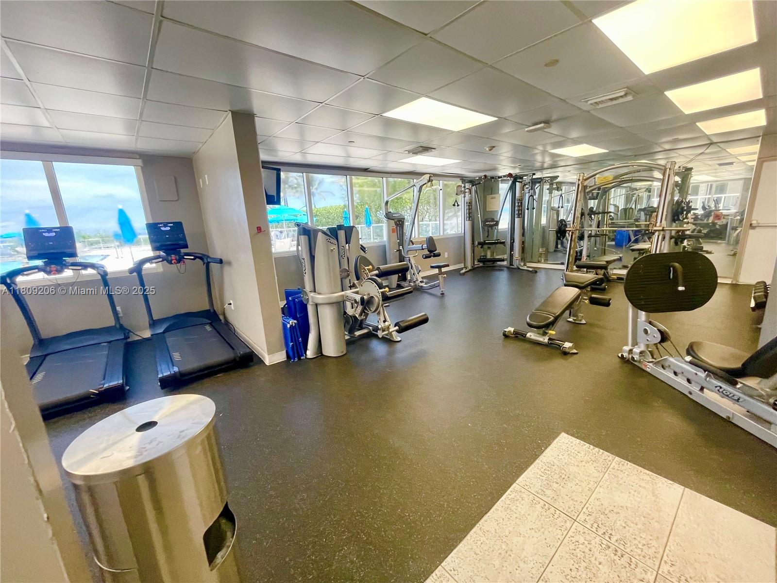 THE AVENTURA BEACH CLUB C - Residential