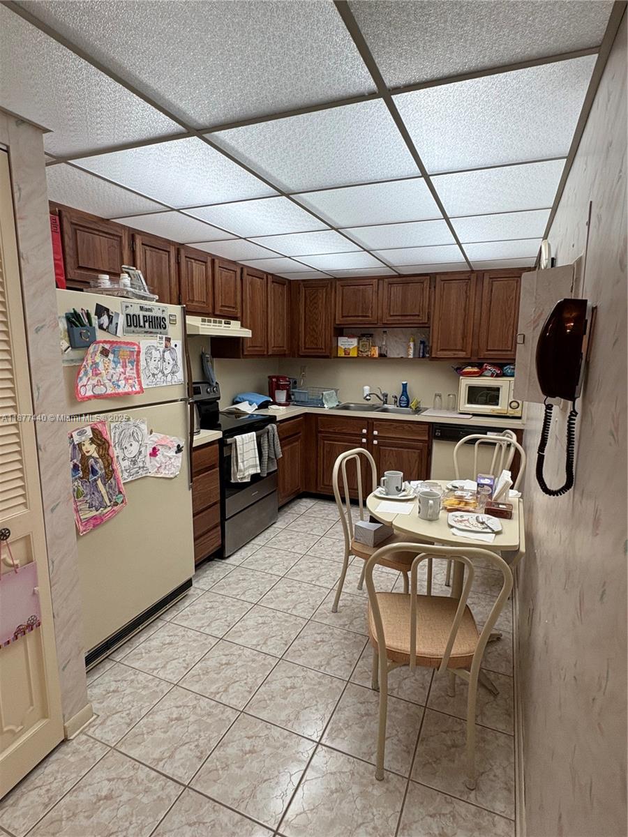 THE GEORGIAN CONDO - Residential